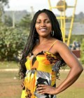 Dating Woman Cameroon to Yaoundé  : Helene, 41 years